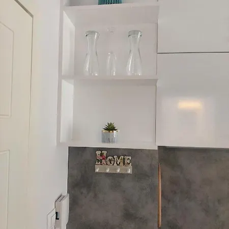 Lux Studio Valencia Gardens *